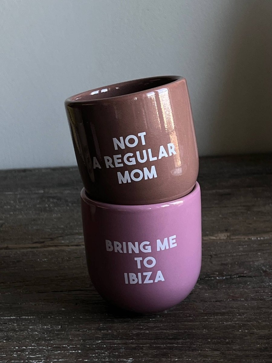 Tasse - Not a regular Mom - The Baltic Shop