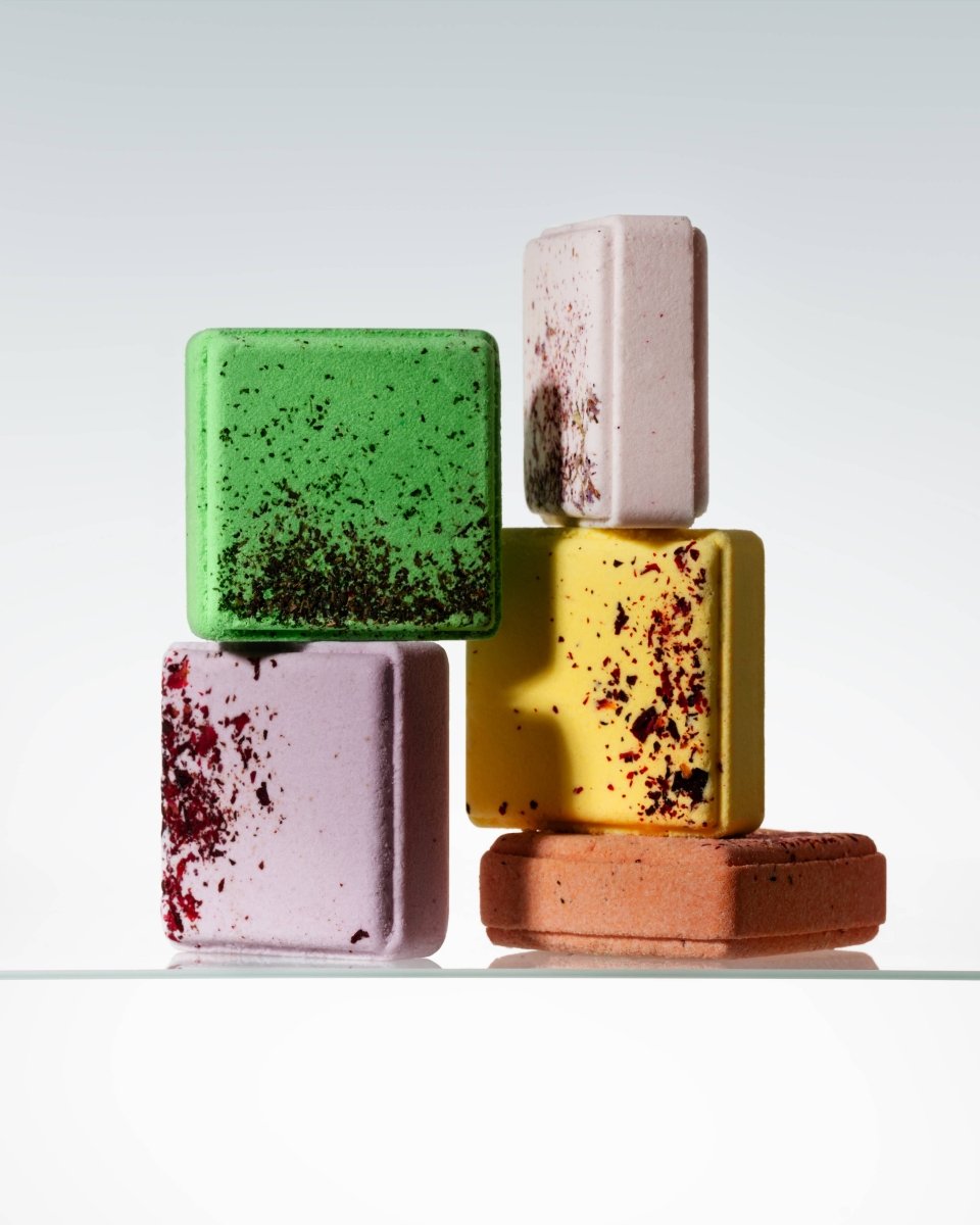 Zero Waste Badebombe mit Rose & getrockneten Blüten - The Baltic Shop