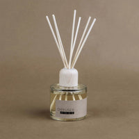 Handgegossener Diffuser-Duftstäbchen mit Moosduft - The Baltic Shop