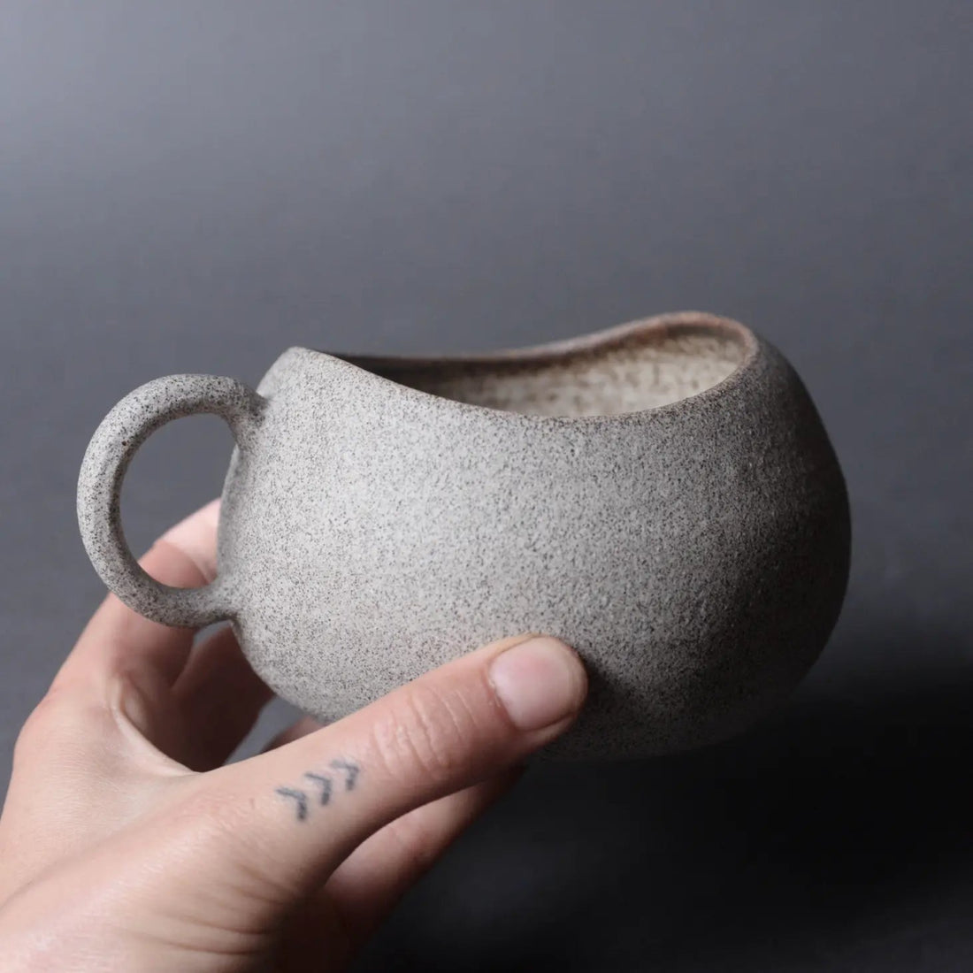 Handgemachte Capuccino Tasse aus Steinzeug – The Baltic Shop
