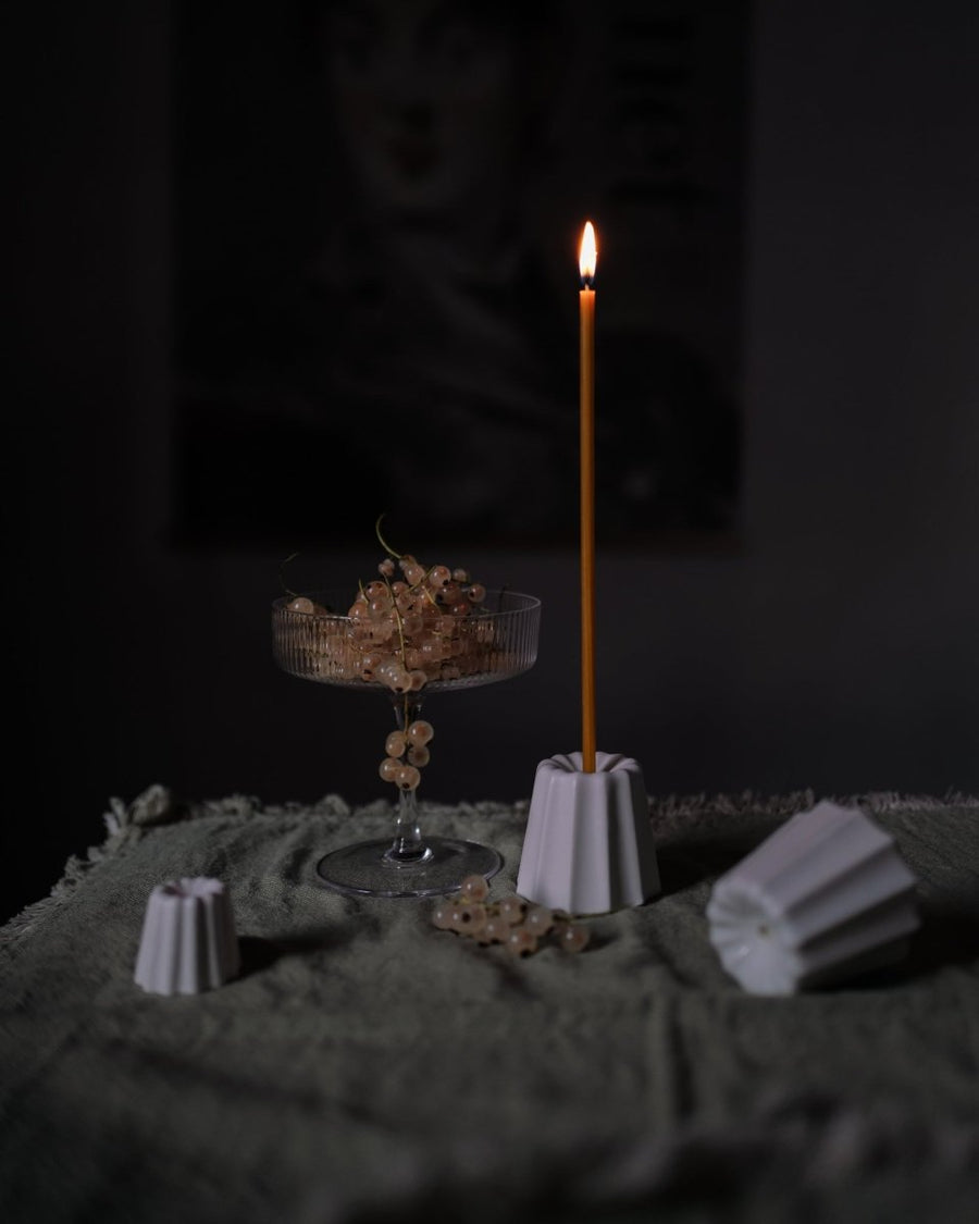 Kerzenhalter aus Porzellan, klein - The Baltic Shop