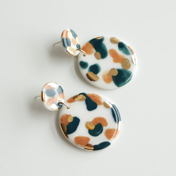 Runde "Tache" Ohrstecker - The Baltic Shop