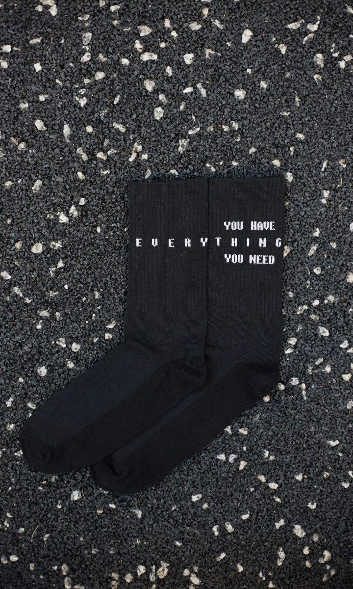 Sportliche nachhaltige Socken "You have everything what you need“ - The Baltic Shop