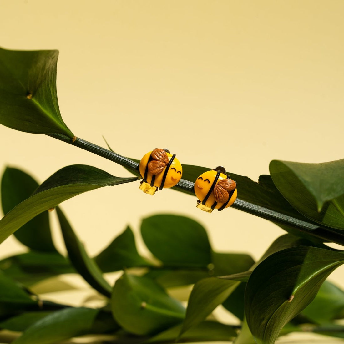 Süße Ohrclips für Kinder "Bienen" - The Baltic Shop