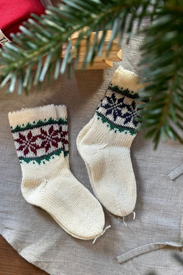 Wollsocken für Kinder mit lettischen Symbol "Auseklis" - The Baltic Shop