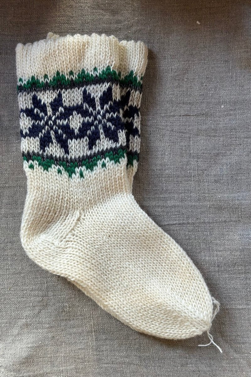 Wollsocken für Kinder mit lettischen Symbol "Auseklis" - The Baltic Shop