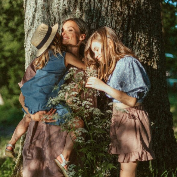 Wunderschöne Shorts für Mädchen aus Leinen - The Baltic Shop
